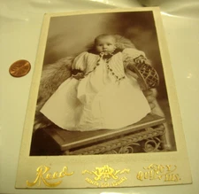 Rare Antique INFANT BABY FASHION Cabinet CARD Photo QUINCY ILLINOIS IL 4X6
