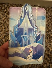 Cartera monedero Loungefly X Disney Frozen Princesa Castillo Elsa Cremallera Alrededor Nuevo