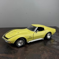 HOT WHEELS 1:18 Yellow 1969 Chevy CORVETTE ZL1 427