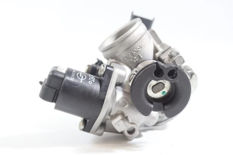 Rampe d'injection KTM 125 RC 2014 à 2016 - Photo 2/4