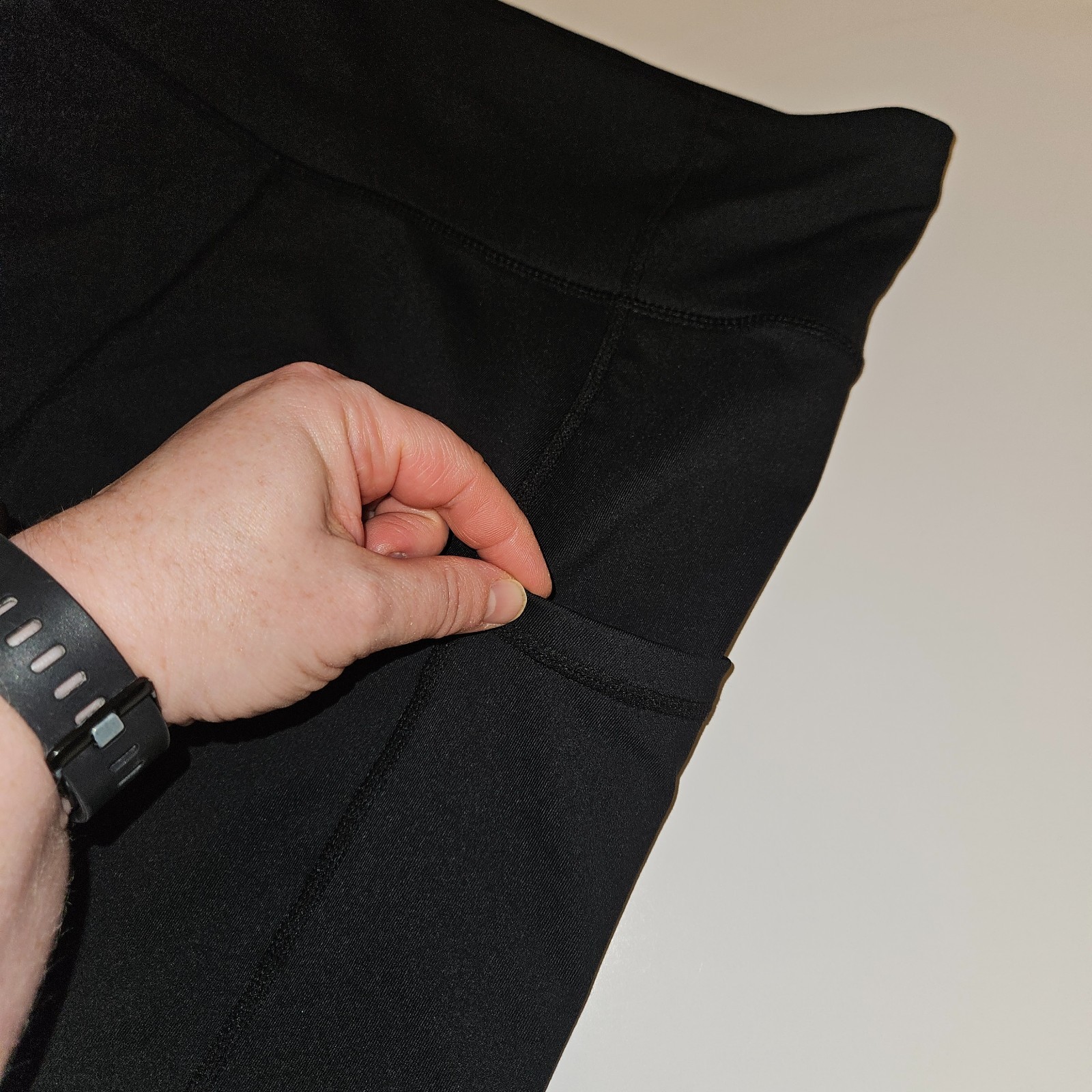 Baleaf Solid Black Biker Shorts Compression Pocke… - image 2