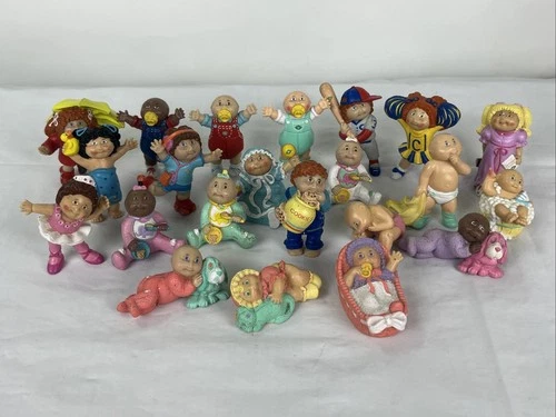 Vintage 1984 Cabbage Patch Kid Figures Lot of 22 Mini Figurines Rubber 80s