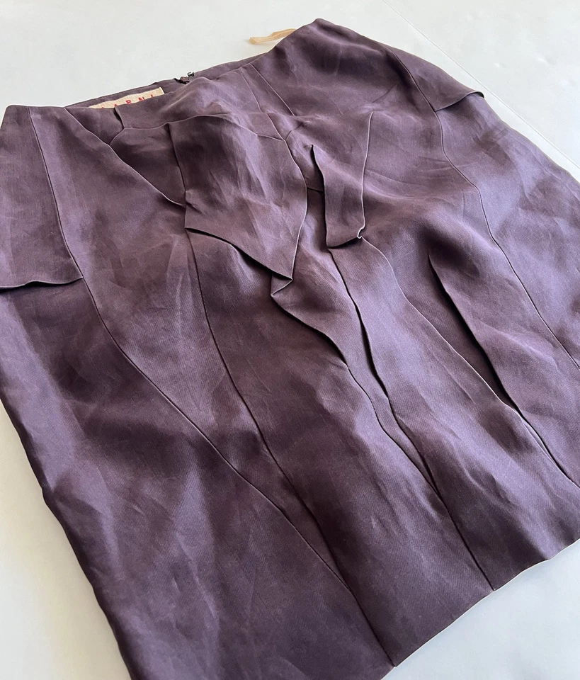 Falda juntada Marni púrpura profundo, talla M Foto 2 de 4