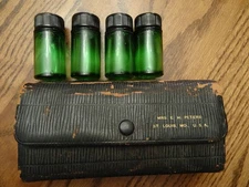 Antique Medical Doctors Medicine Green Apothecary Bottles In Leather Travel Case