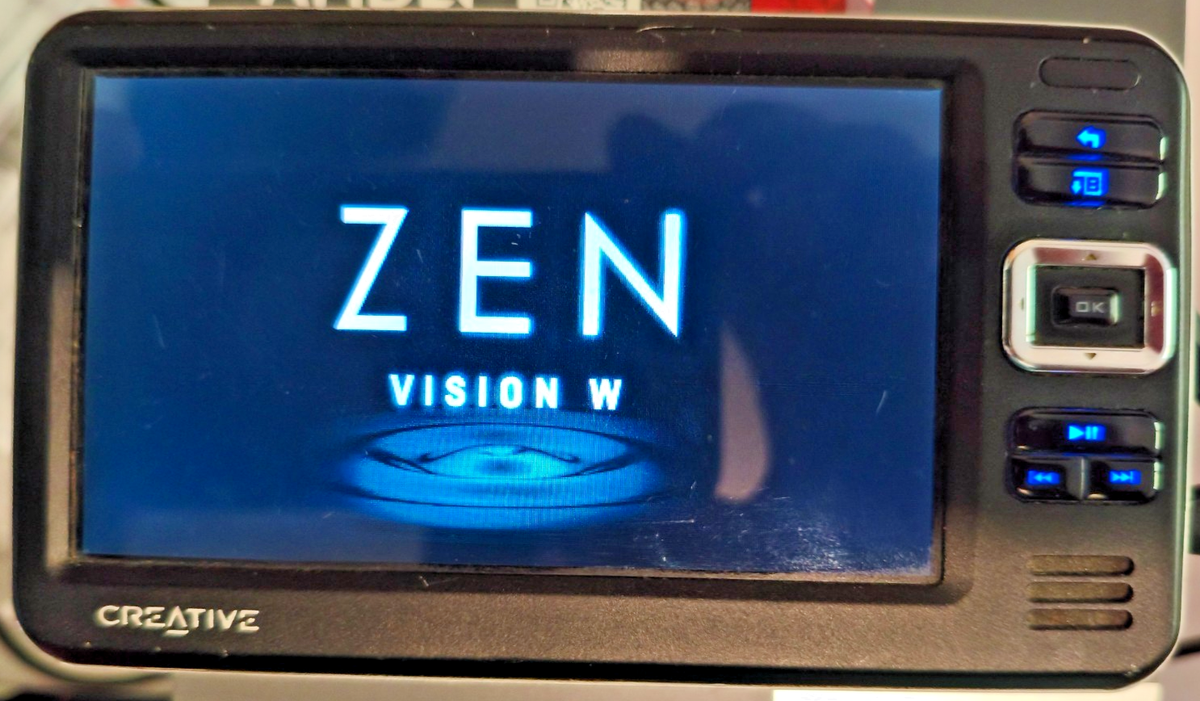 レイ Creative ZEN Vision W Black ( 30 GB ) Digital Media Player