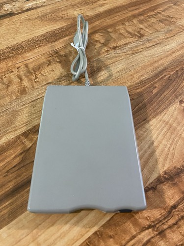 Mitsumi D353FUE 3½" External USB Floppy Drive (Tested & Works) - Picture 2 of 5