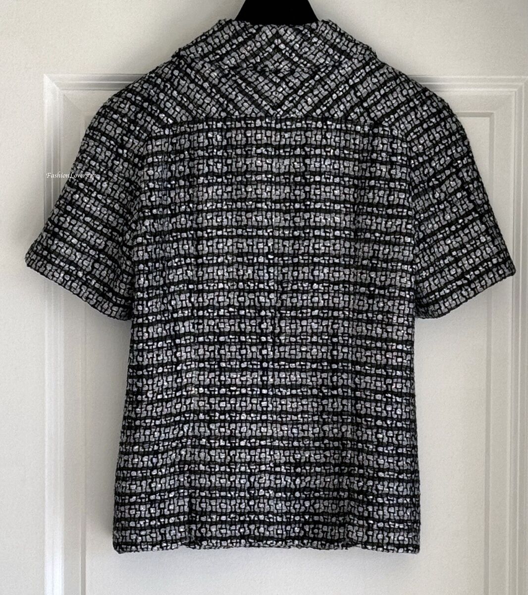 CHANEL 19P TWEED CC BUTTONS SHORT SLEEVE GREY SILVER JACKET CHANEL 19P TWEED CC BUTTONS SHORT SLEEVE GREY SILVER JACKET
