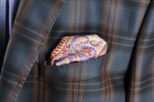 Lord R Colton Masterworks Pocket Square - Galapagos Red Silk - $75 New - Picture 3 of 3