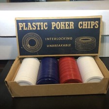 Vintage 100 count Interlocking Unbreakable Plastic Poker Chips USA