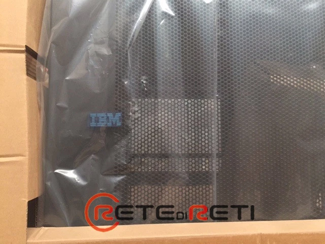 € 725+IVA IBM NetBay 9308-4EX Enterprise Expansion Rack Armadio 19" 42U NUOVO - Immagine 3 di 3
