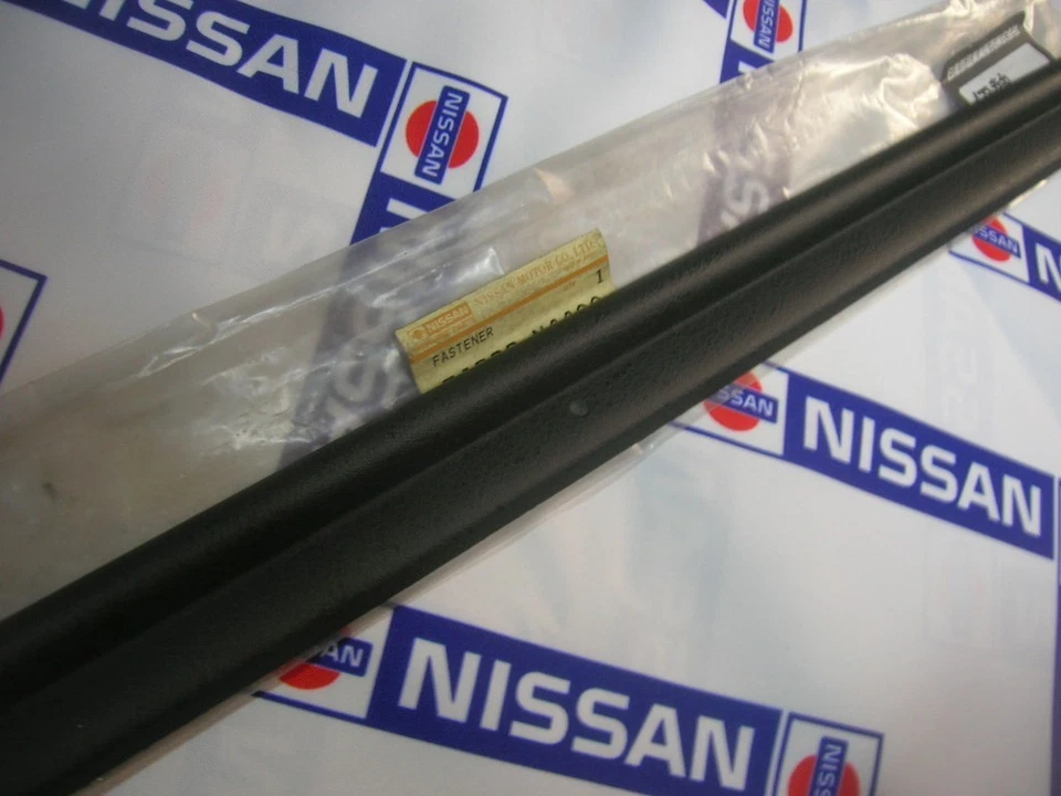 Placa de desgaste lateral de 2 plazas Datsun Fairlady 240Z 260Z lado derecho 7603 - genuina Foto 3 de 4