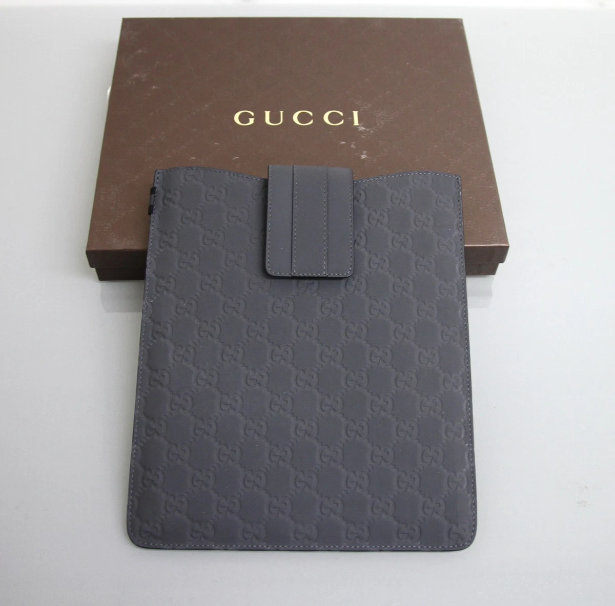 Gucci ブラックレザー iPadケース ipad-case-gucci.jpg
