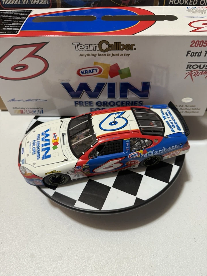 Mark Martin #6 KRAFT 2005 Owners Series 1/24 Nascar Diecast SEALED! - Image 2 of 4