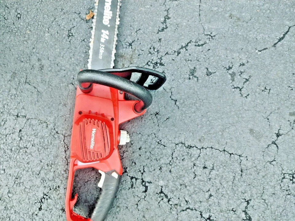 Homelite 14 pol. Motosserra elétrica de 9 ampères - Imagem 2 de 4