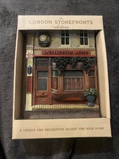 2003 The London Storefronts Wall Plaque New Wellington Arms