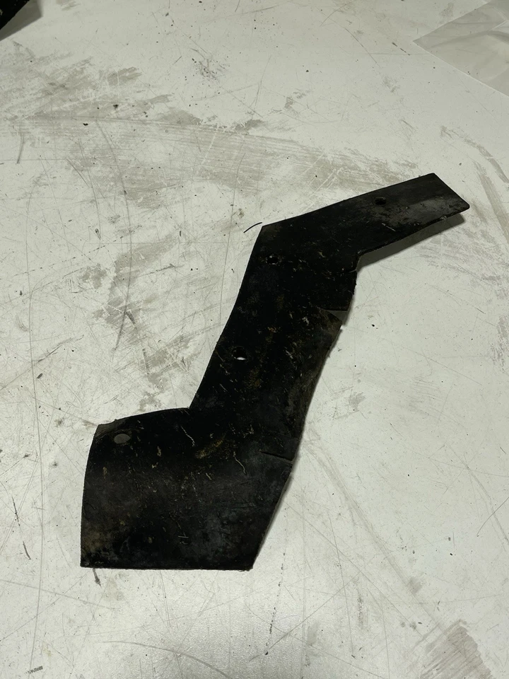 Juego de 4 guardabarros interiores delanteros protectores contra salpicaduras 87-95 Jeep YJ Wrangler OEM CC57 Foto 4 de 4