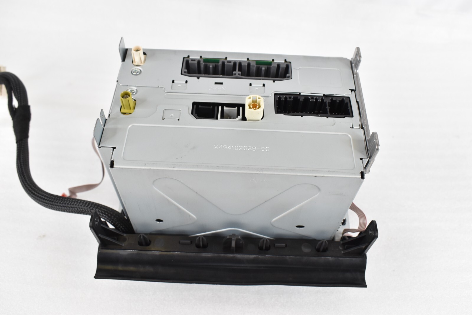 🚀 2014 13 15 16 MASERATI QUATTROPORTE RADIO CD CHANGER PLAYER 06700301980