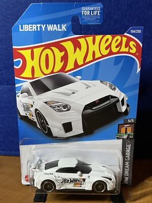 Hot Wheels Dream Garage / Nissan Skyline GTR R35 - White - Liberty Walk 