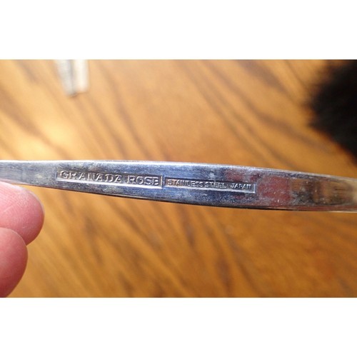 Silverware Lot Random Stainless Steel Ornate Decorative (16) Fork Knife Spoon - Picture 8 of 15