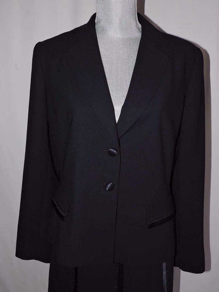 Conjunto de Traje Falda Dressbarn Carrera Blazer Chaqueta Azul Marino Hasta la Rodilla Forrado 10 Usado en Excelente Condición Foto 4 de 4