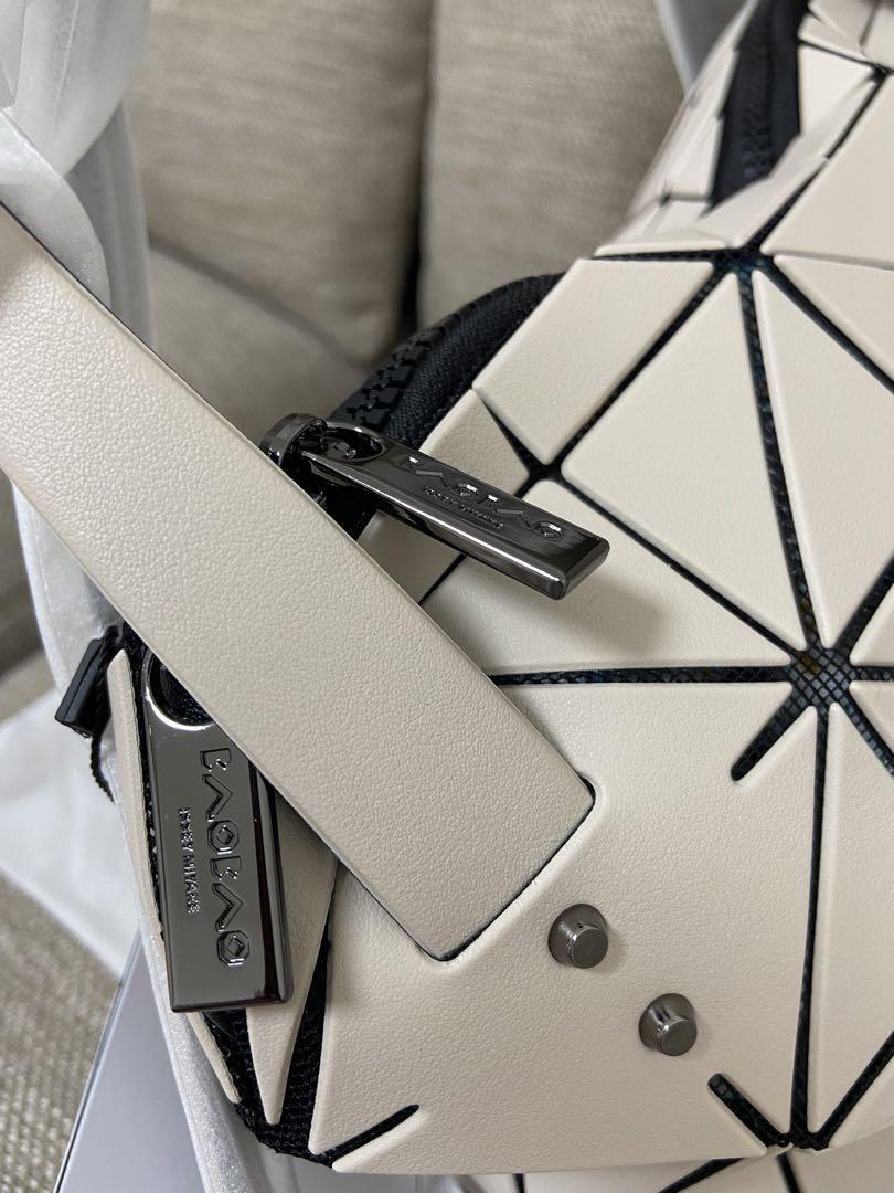 BAO BAO ISSEI MIYAKE Mini Handbag Tote Bag 4 Colors Outlet BAO BAO ISSEI MIYAKE Mini Handbag Tote Bag 4 Colors Outlet