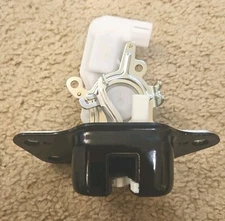 Liftgate Lock Actuator For 2017-2022 Pacifica Voyager 2014-2023 Durango Jeep