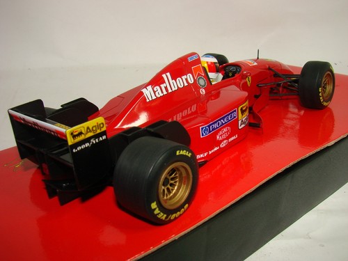 1/18 Ferrari 412 T2 Marlboro, Testversion 1995 mit weißer Fahrerfigur - Bild 6 von 10