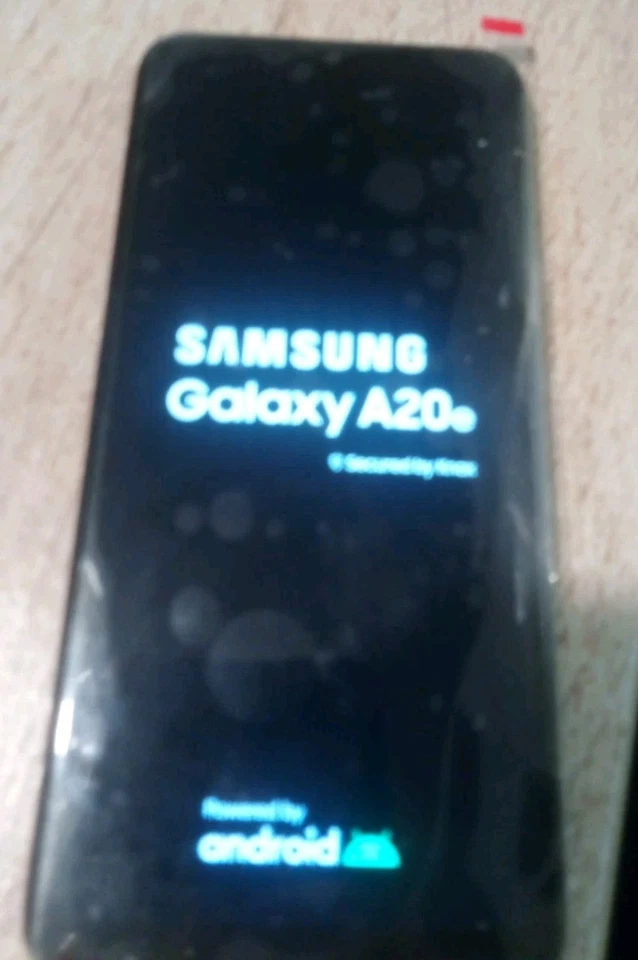 Samsung Galaxy A20e SM-A202F/DS - 32 GB - Nero (ITV) (Dual SIM) 4G Lite - Immagine 2 di 4