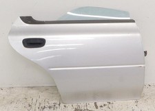 Porte arrière et accessoires Subaru IMPREZA