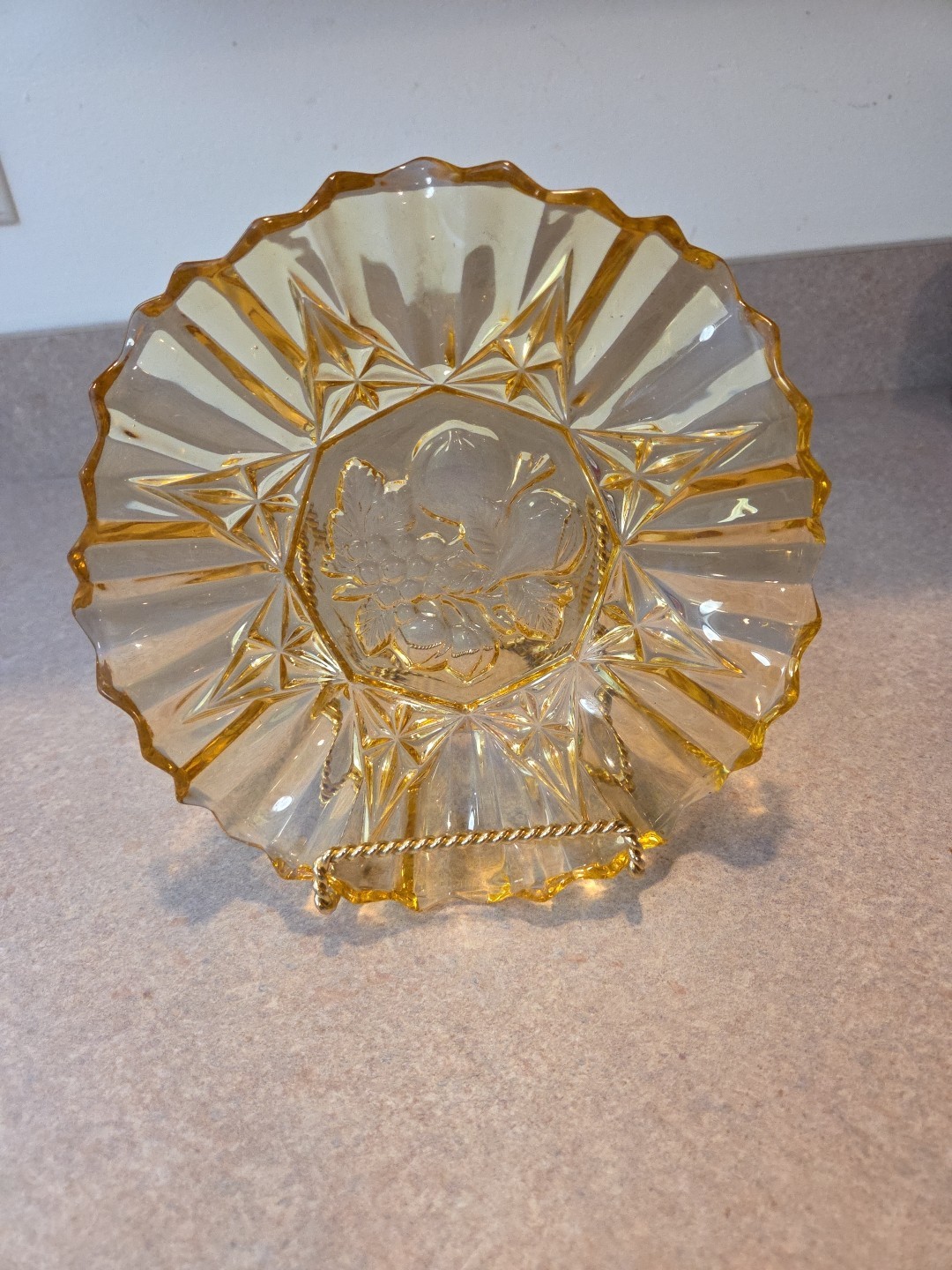Vintage Federal Glass Bowl Pioneer Fruit Center Amber Yellow 8