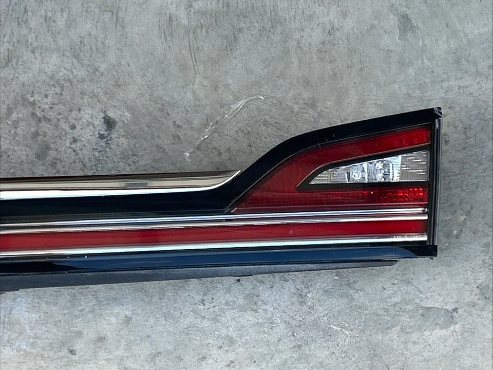 19-20 Lincoln Nautilus tampa central porta lanterna traseira led com câmera ka1b13a565a - Imagem 4 de 4