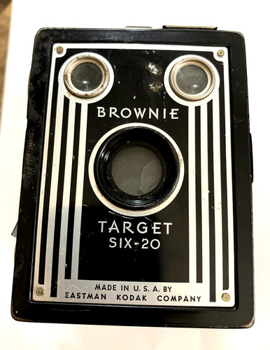 BROWNIE TARGET SIX-20 BOX CAMARA
