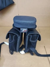Phantom pad with attached saddlebags black