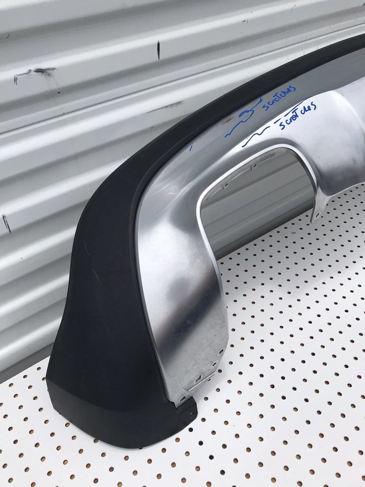 Mercedes Benz Gla250 Gla200 Gla180 2015 2016 2017 difusor trasero cenefa OEM Foto 3 de 4