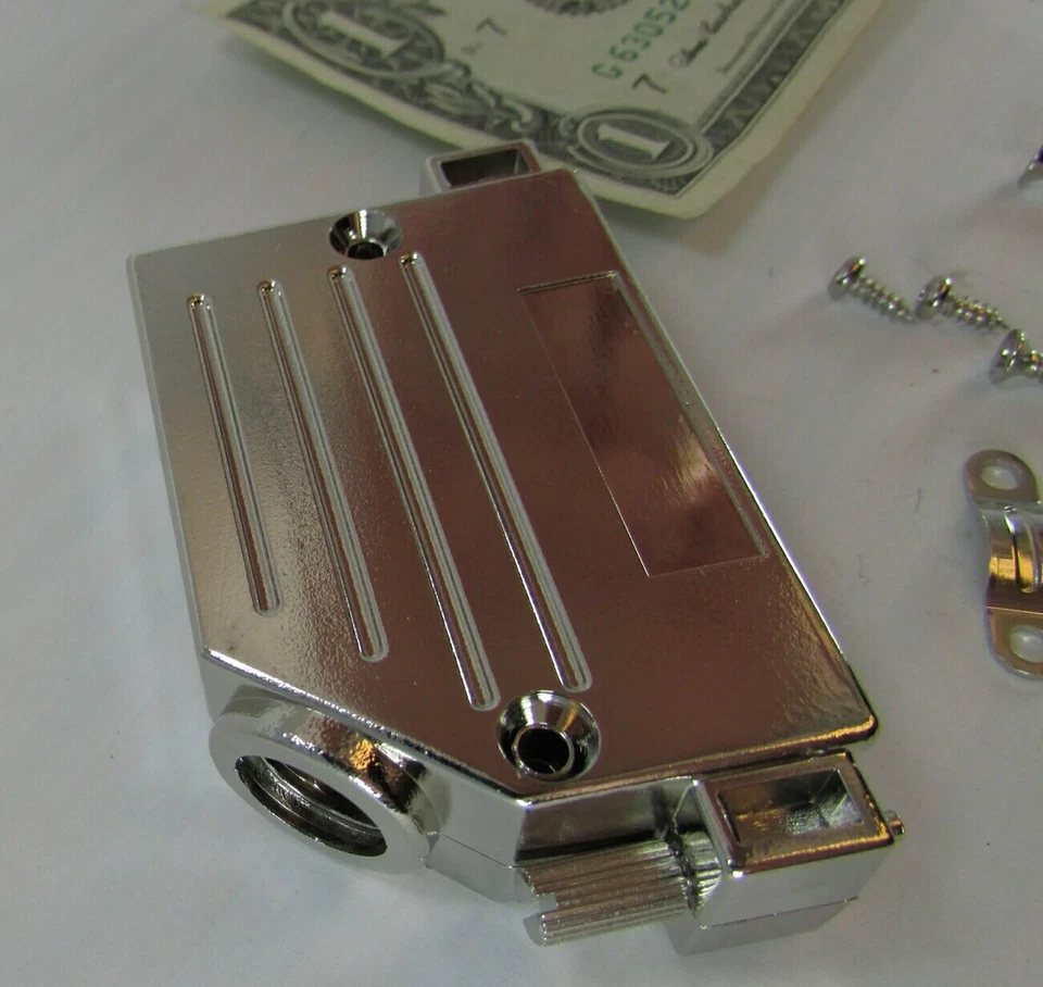 Lot 5 D-Sub Connector Shells 45 Degree Angle Size 5, DD Plastic Backshell Hoods - Image 2 of 4