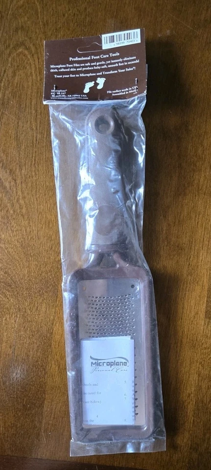 Microplane Colossal Foot File / Pedicure Rasp - Perfect for Calluses - Brown - Image 4 of 4