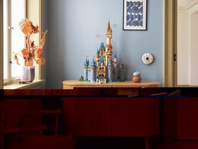 LEGO Disney:  Disney Cinderella Castle 43222 New & Unopened-Retired set