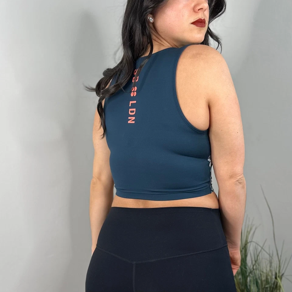 Sweaty Betty Longline Sports Bra in White & Blue Floral SIZE SMALL Orig $98 - Image 2 of 4