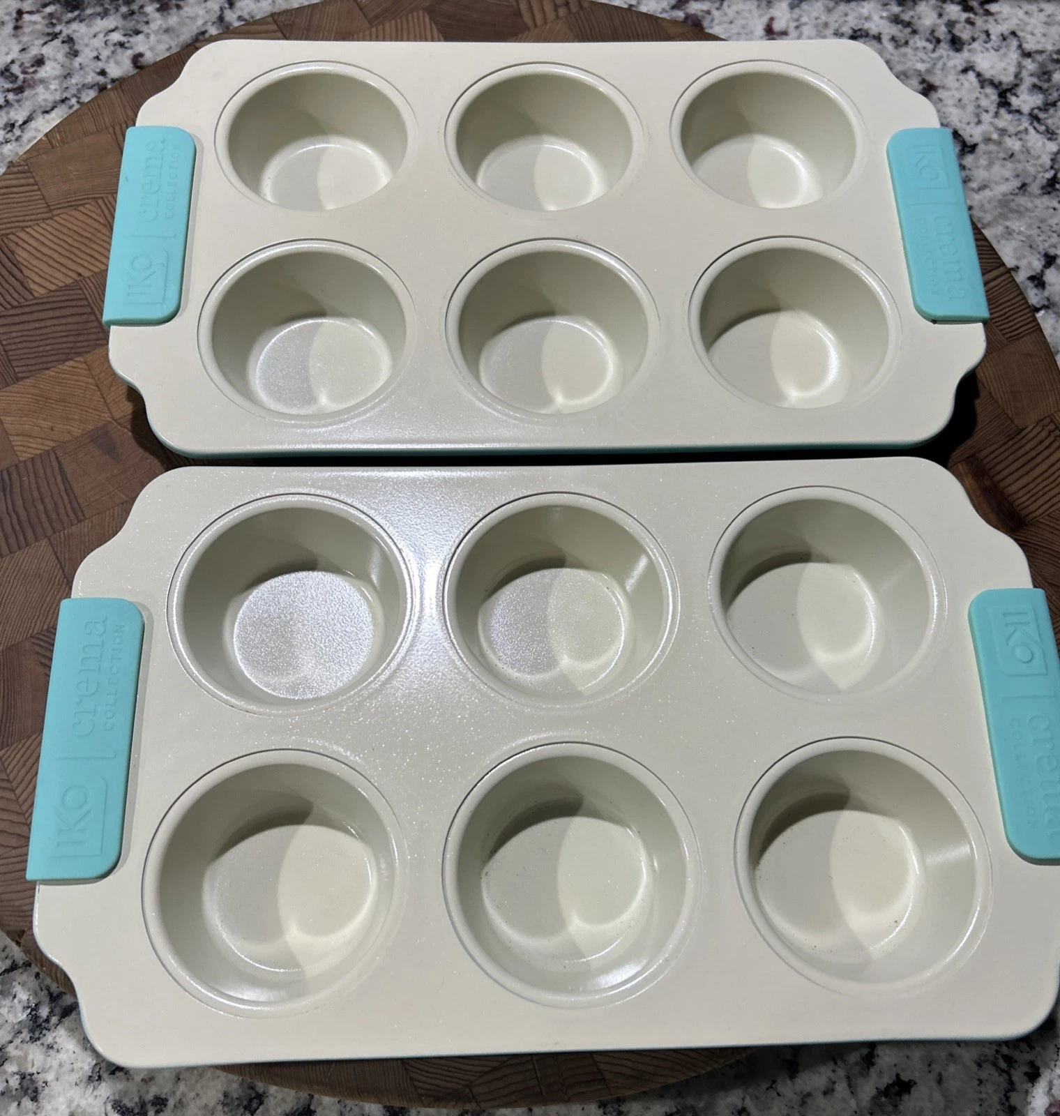 IKO Crema Collection 6 Cup Muffin Pans Ceramic Non-Stick Coating Set Of 2
Opens in a new window or t