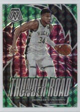 2023-24 Panini Mosaic Thunder Road Green Mosaic Prizm Giannis Antetokounmpo #6