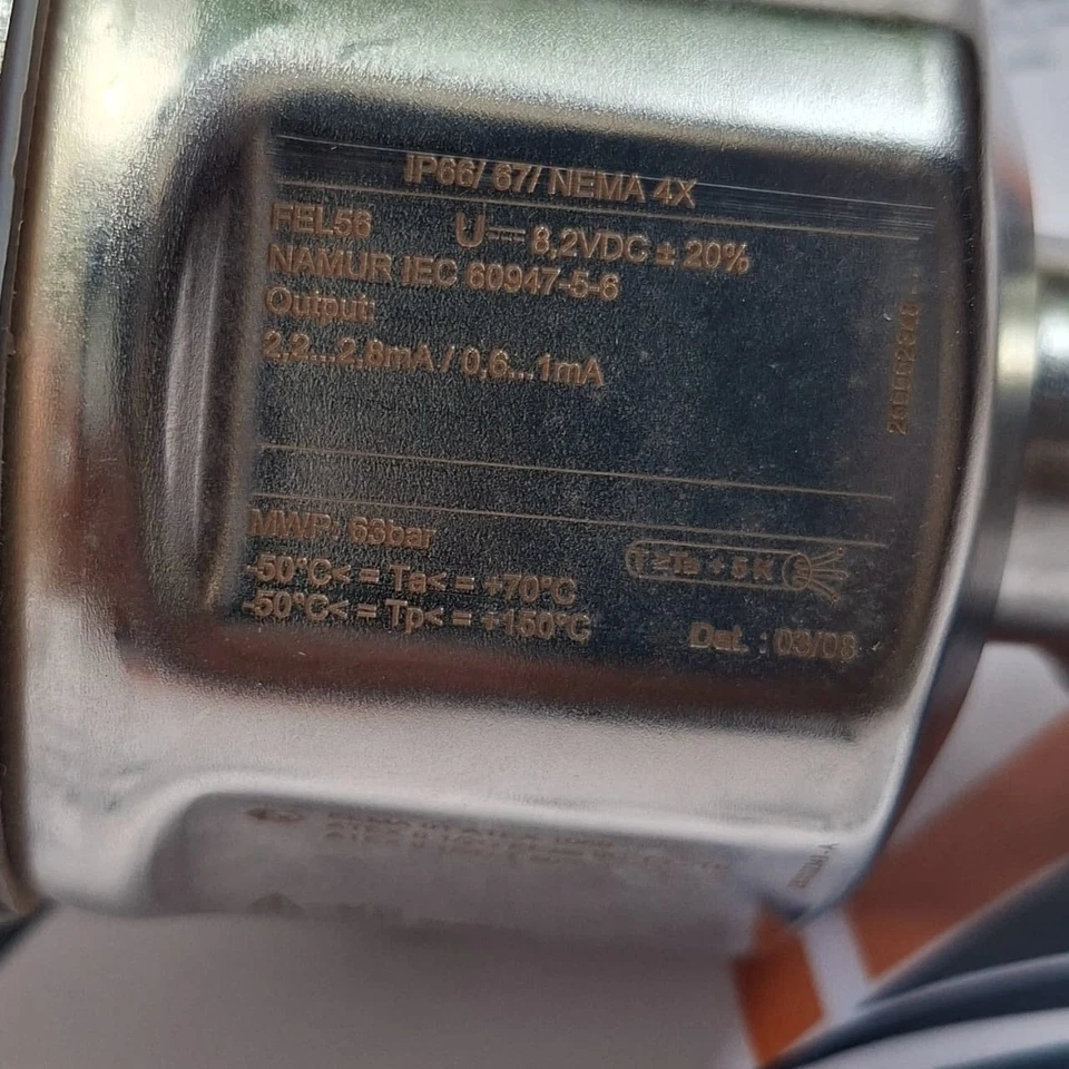 "Pepperl+Fuchs Vibracon LVL-M1-N2IAA-E1N1NA-E2 Liquid Level Switch Sensor  - Image 3 of 4