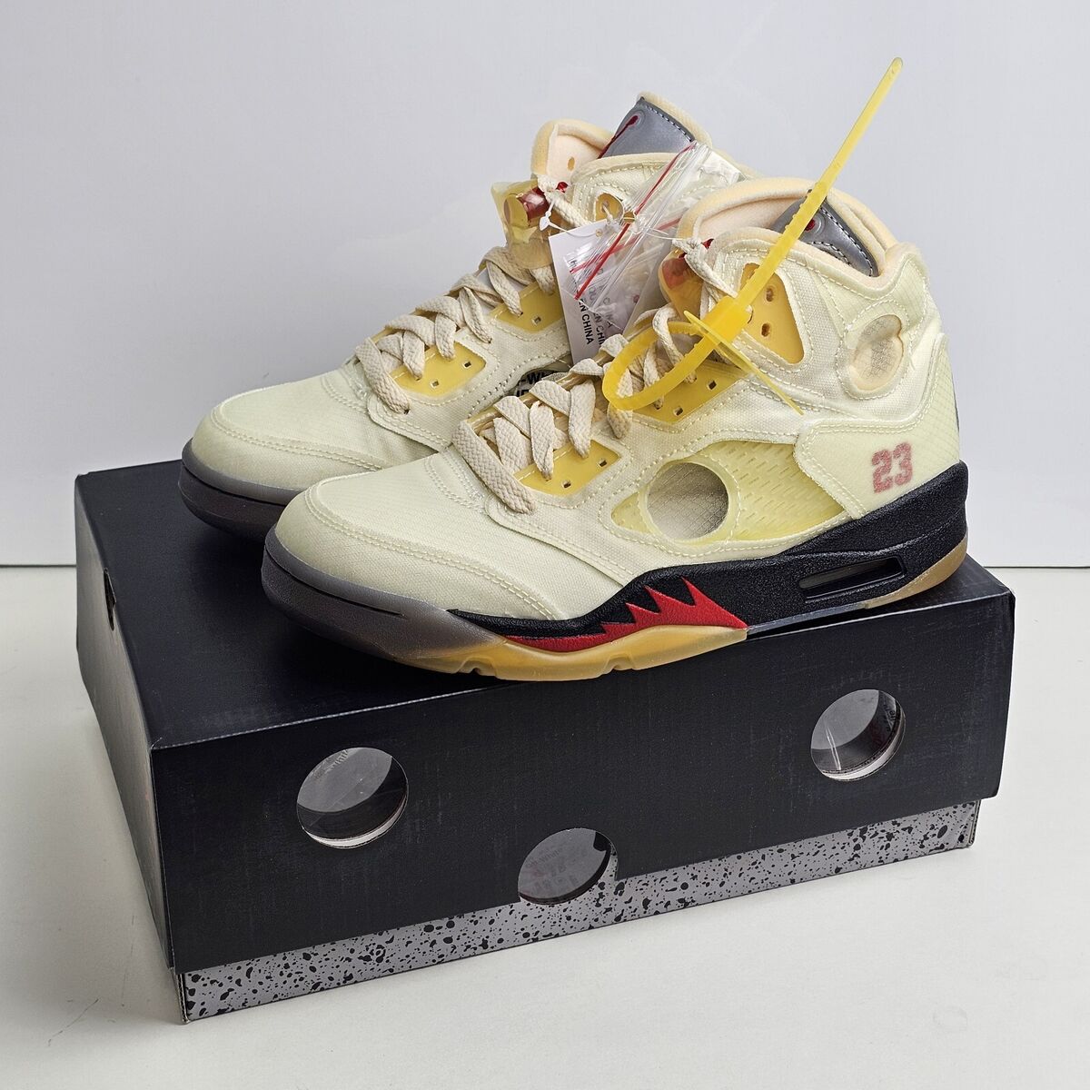 Jordan 5 SP x Off-White Mid Sail US Size 6 DH8565-100 Jordan 5 SP x Off-White Mid Sail US Size 6 DH8565-100