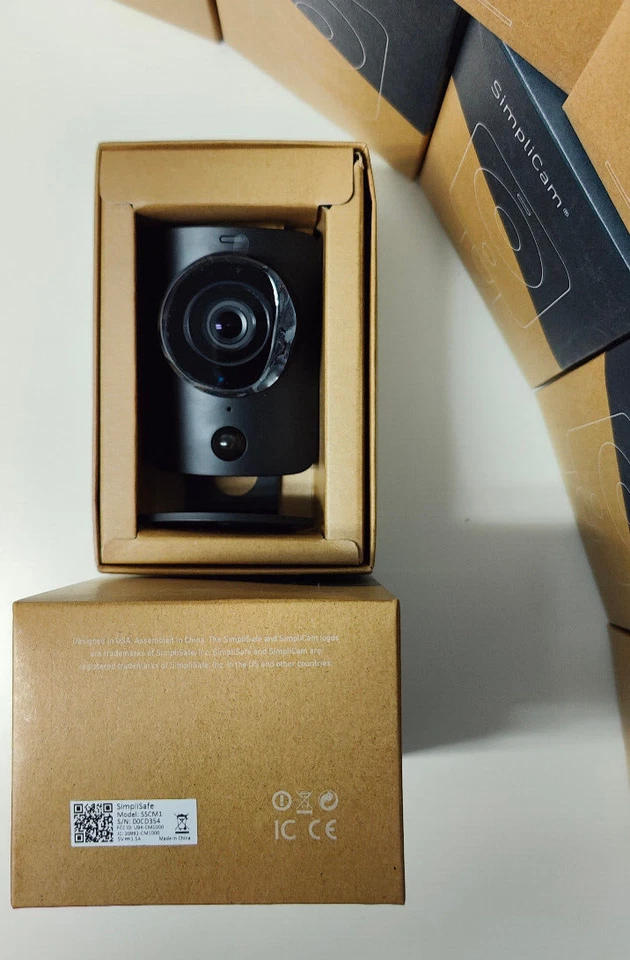 CLEARANCE!!! SimpliCam Indoor HD Wi-Fi Security Camera - SSCM1 BRAND NEW IN BOX - Image 3 of 4