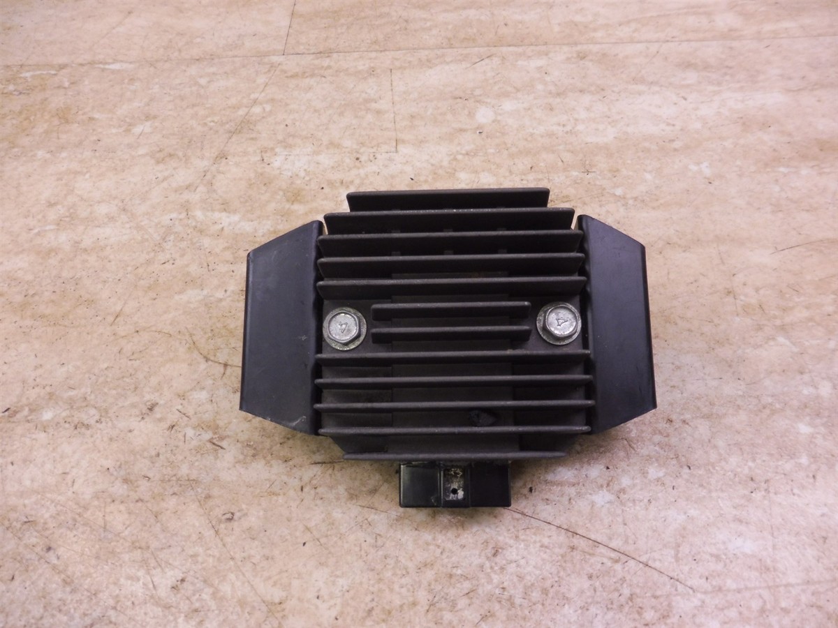 1984 Kawasaki ZN700 LTD 700 K495-18+ Rectifier Regulator Combo