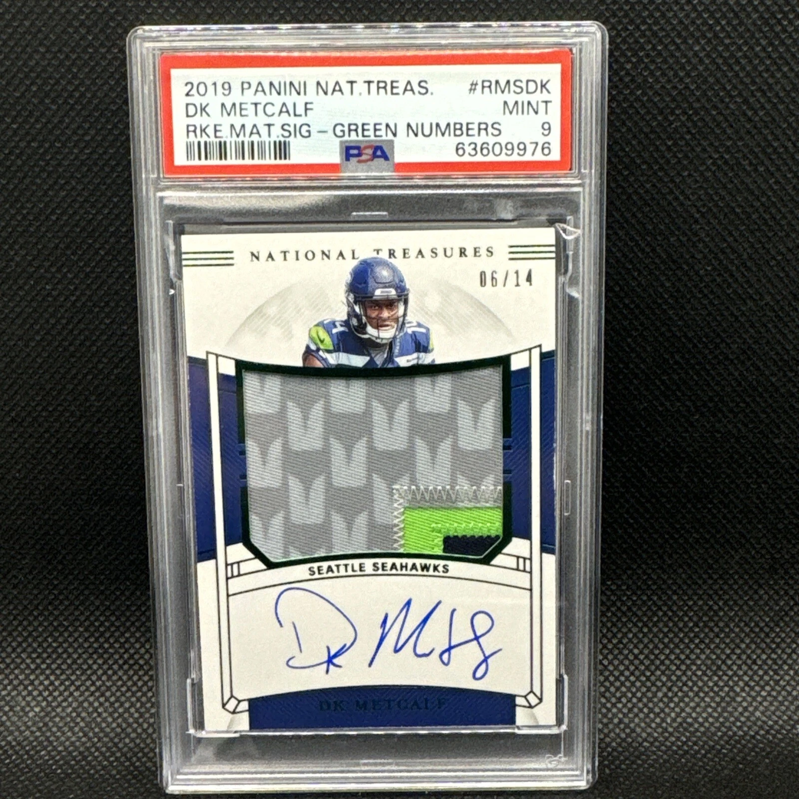 DK Metcalf Panini National Treasures Rookie Material Signatures #RMSDK Green Numbers