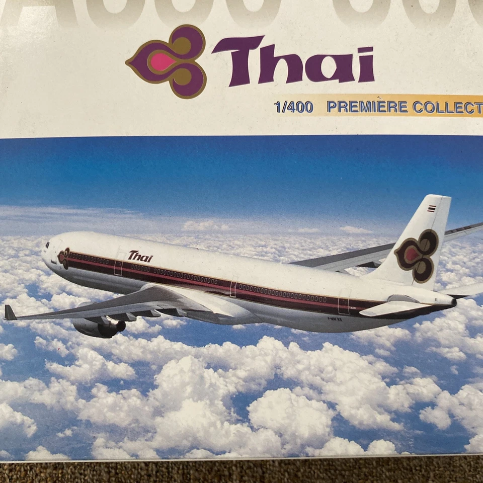 A330-300 Model Airplane 1:400 Thai Airlines 1998 Dragon Wing Premiere Collection - Image 2 of 4