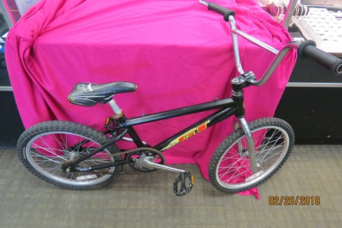1997 GT RAIDER BLACK BMX BIKE | eBay