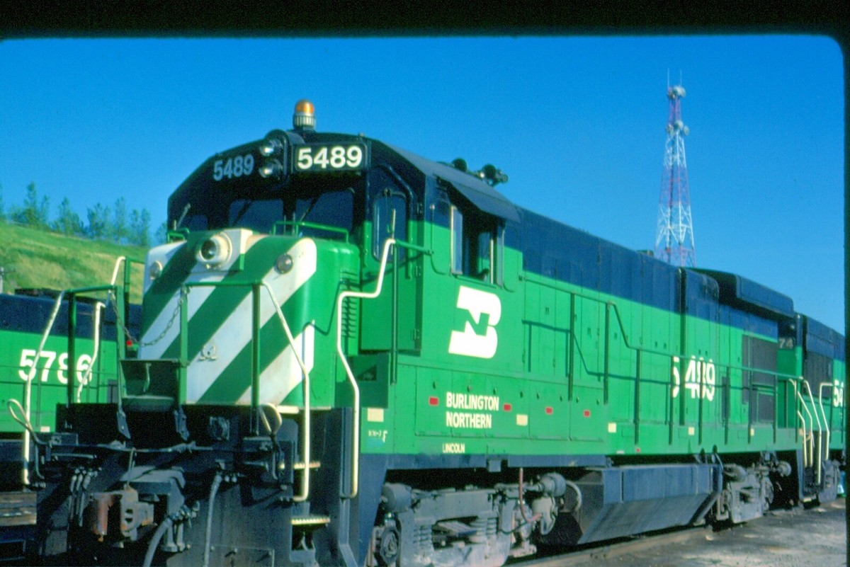 BN 5489 B30-7, Minneapolis/StPaul, MN, 06/84; Kodachrome Original
