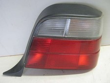 Rückleuchte rechts 8 361 078 BMW 3er-Reihe 316i - 328i Touring (Typ:E36)