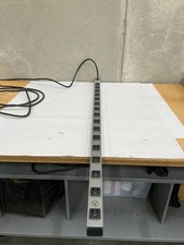 TRIPP LITE 15A 120V Vertical Power Strip 16-outlet PS4816